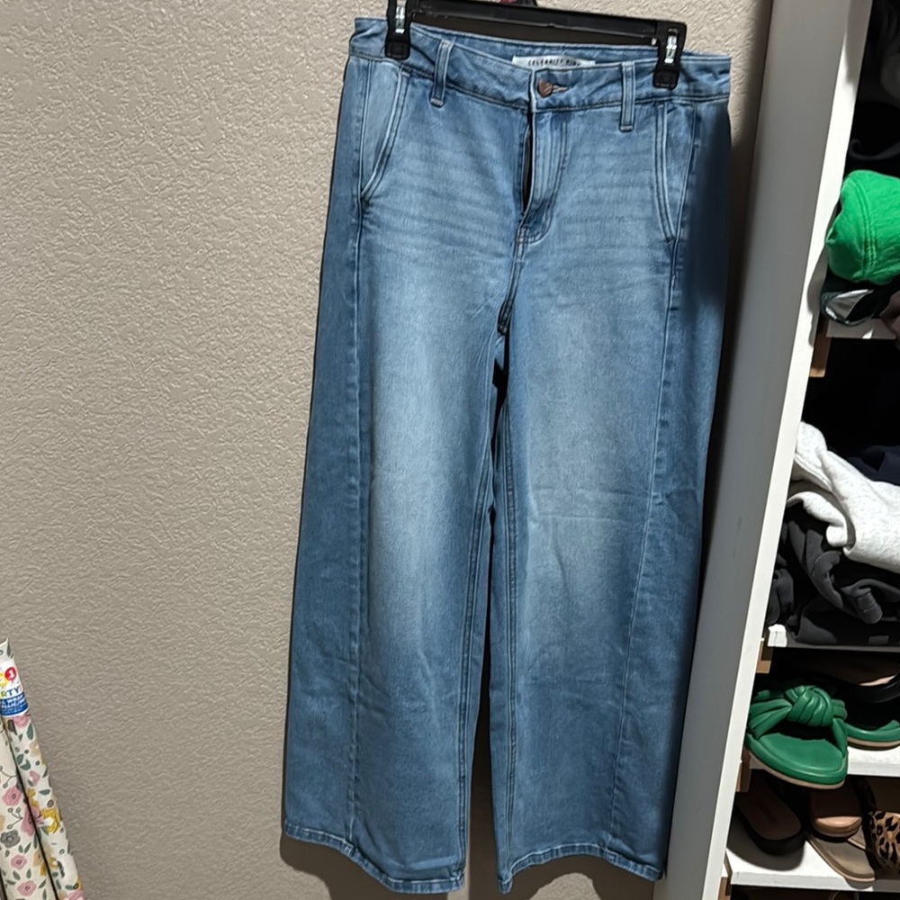 Celebrity Pink Light Blue Jeans - Picture 3 of 4